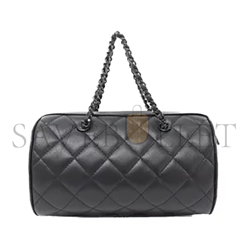 CHANEL CLUTCH WITH CHAIN AP4474 (18.5*11.5*11cm)